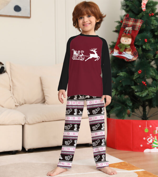 Zomaica Women's Fashion Deer Pattern With Stripes Letter Printing Christmas Parent-child Suit - Image 4